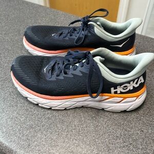 Women HOKA Athletic Shoes sz.9